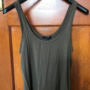 Simple Forest Green tank top M